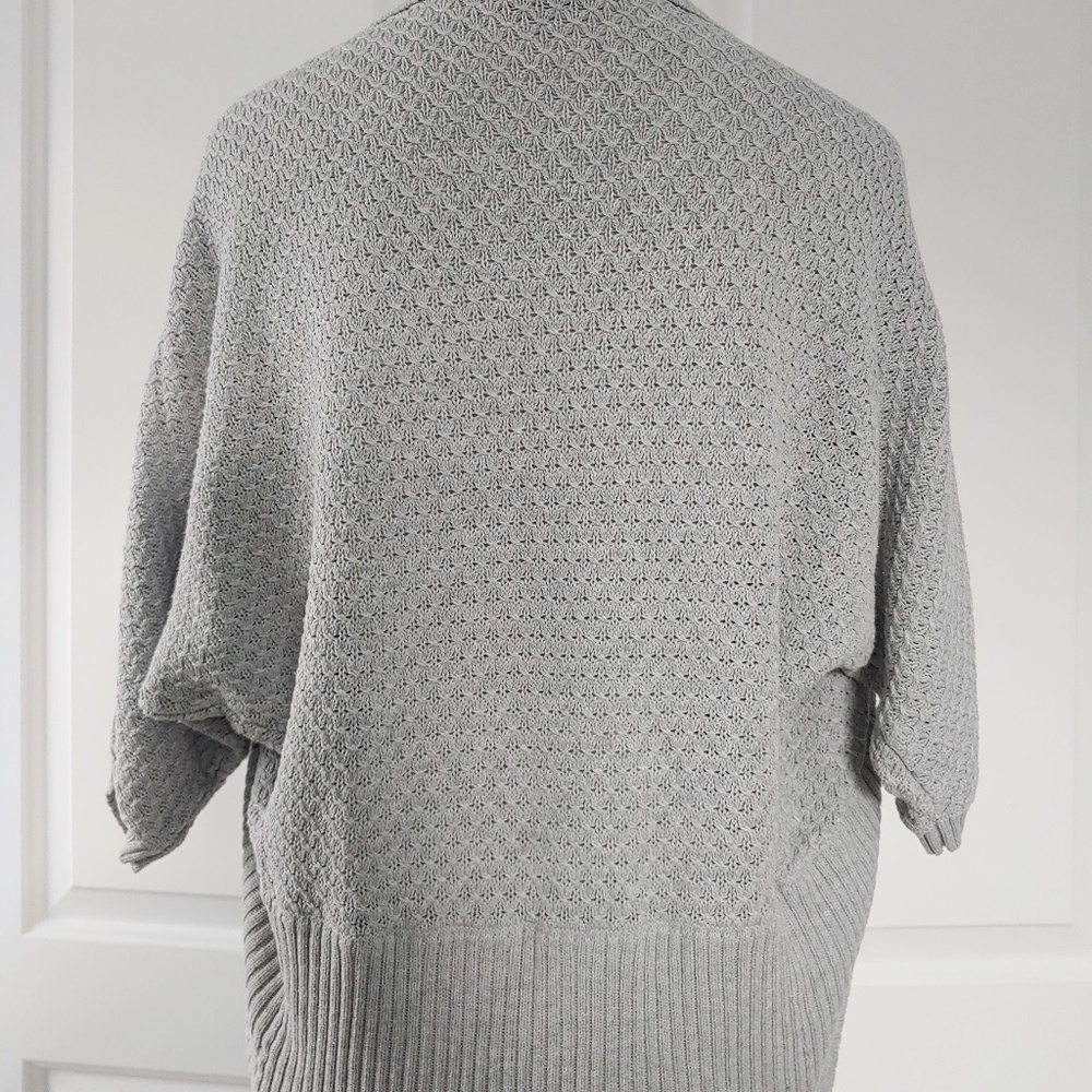 Sweater - Picture 3 of 4